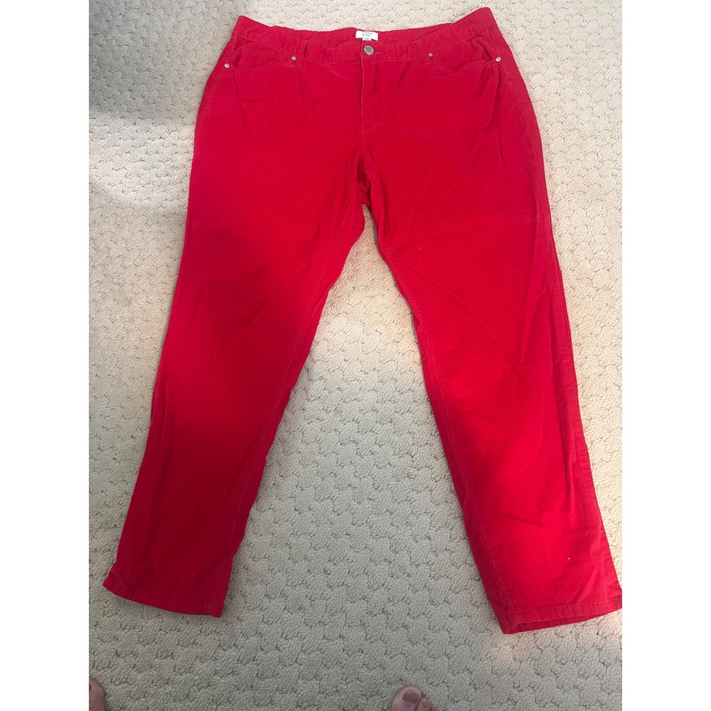Crown & Ivy Red Corduroy Straight Leg Pants Womens Size 16 Stretch Five Pocket